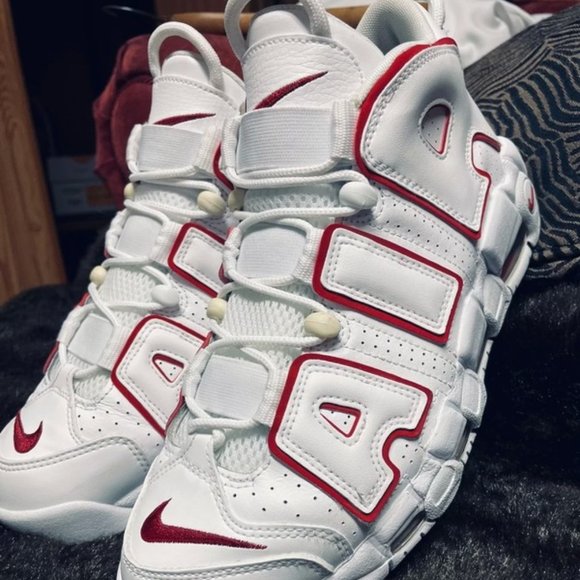 Nike Air More Uptempo Varsity red & white
